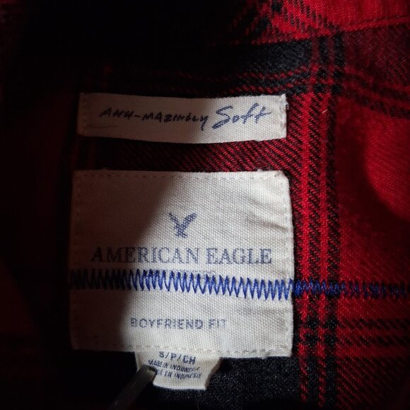 Reworked Flannel Shirt Women Small Red Black Plaid Train Fabric Patches - Picture 3 of 13